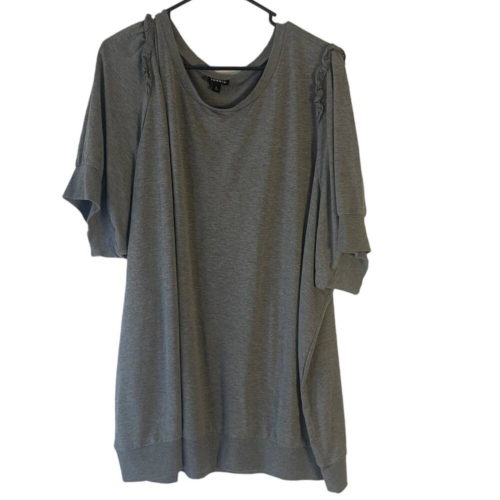 Torrid Women's Plus Size‎ 5 Grey Elbow Sleeve Eyelet Flutter Sweater